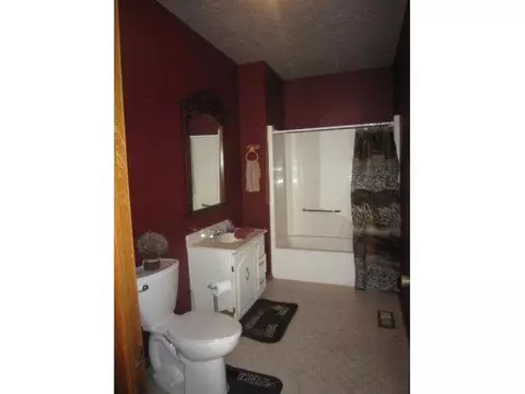 301 S Main St, Thomas, OK 73669 photo 9