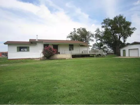 301 S Main St, Thomas, OK 73669 photo 1