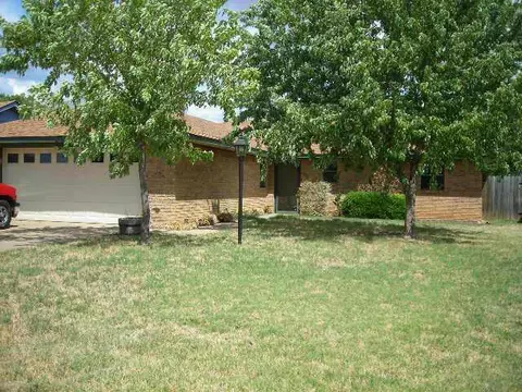 722 Westside Dr, Duncan, OK 73533 photo 1