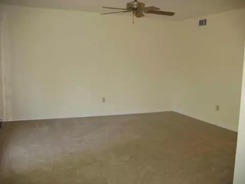 6809 NW 60th, Bethany, OK 73008 photo 2