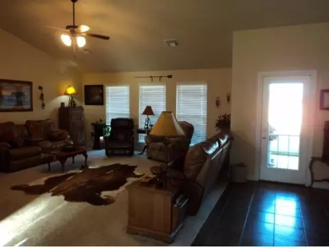 3008 White Tail Dr, Altus, OK 73521 photo 4