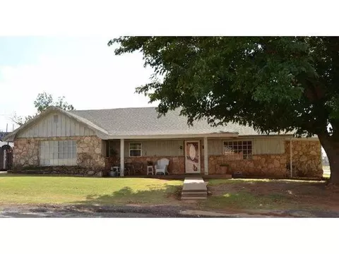 500 E Whitmer, Sentinel, OK 73664 photo 1