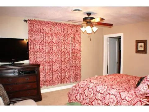 817 E Cypress, Altus, OK 73521 photo 12