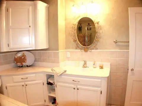 817 E Cypress, Altus, OK 73521 photo 15