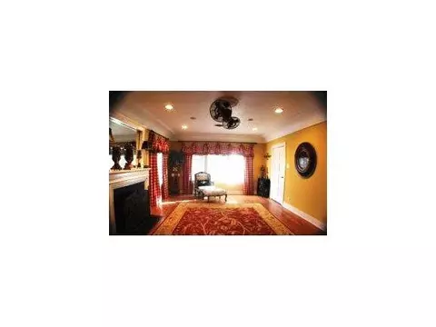 817 E Cypress, Altus, OK 73521 photo 4