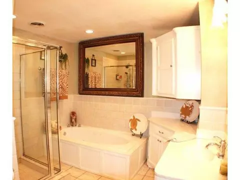 817 E Cypress, Altus, OK 73521 photo 14