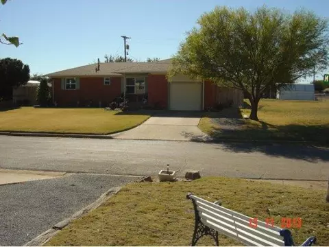 1604 Monroe, Altus, OK 73521 photo 18