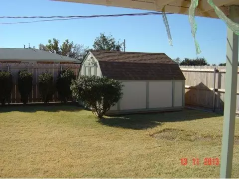1604 Monroe, Altus, OK 73521 photo 14