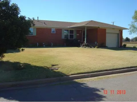 1604 Monroe, Altus, OK 73521 photo 17