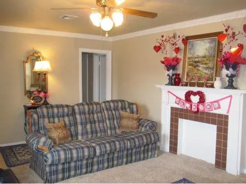 1004 Elm, Altus, OK 73521 photo 6