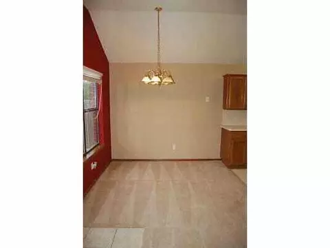 2020 East Vw, Norman, OK 73071 photo 4