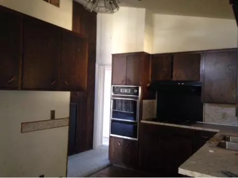 1116 Burns, Altus, OK 73521 photo 5