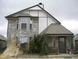 2120 Meench Dr, Moore, OK 73170 photo 1