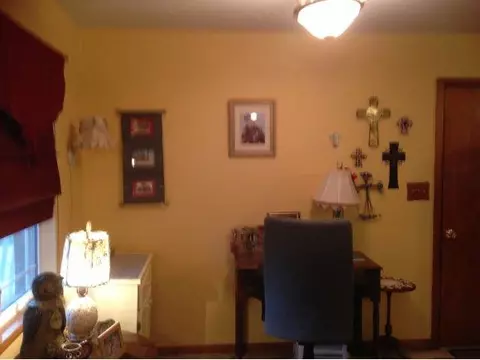 1205 E Gladstone Ave, Frederick, OK 73542 photo 5