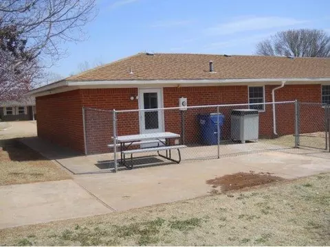 737 N Brewer Ave, Hydro, OK 73048 photo 20