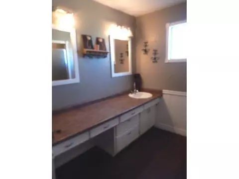 326 E 6th St, Hydro, OK 73048 photo 12