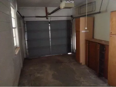 1037 E Liveoak, Altus, OK 73521 photo 7