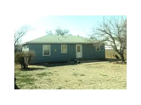 1217 E Chestnut, Altus, OK 73521 photo 5