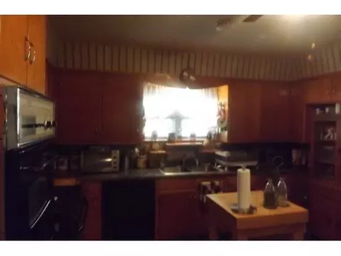 801 N Thomas, Altus, OK 73521 photo 7