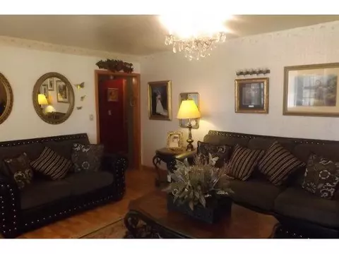 801 N Thomas, Altus, OK 73521 photo 2