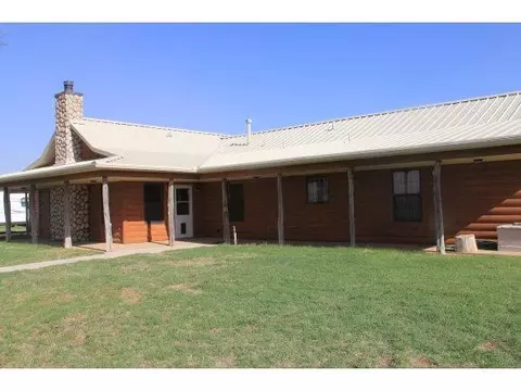 18259 E County Road 177, Eldorado, OK 73537 photo 2