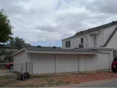 901 E Cypress, Altus, OK 73521 photo 35