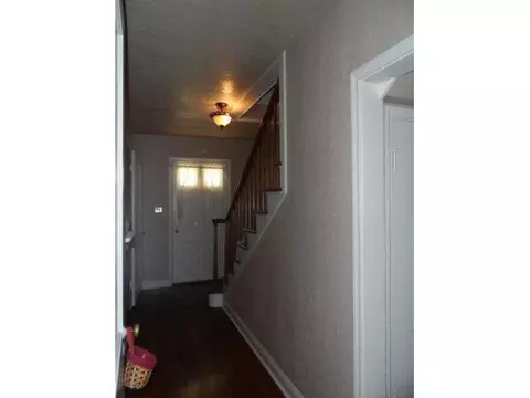 901 E Cypress, Altus, OK 73521 photo 3