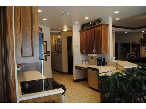 21148 E 1460, Lone Wolf, OK 73655 photo 10