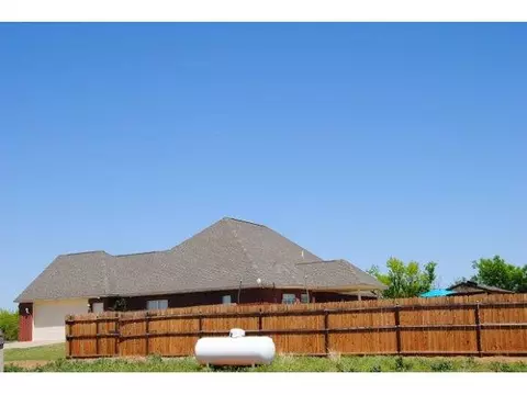 21148 E 1460, Lone Wolf, OK 73655 photo 30