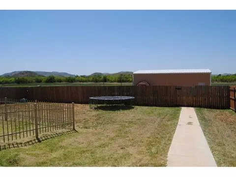 21148 E 1460, Lone Wolf, OK 73655 photo 28