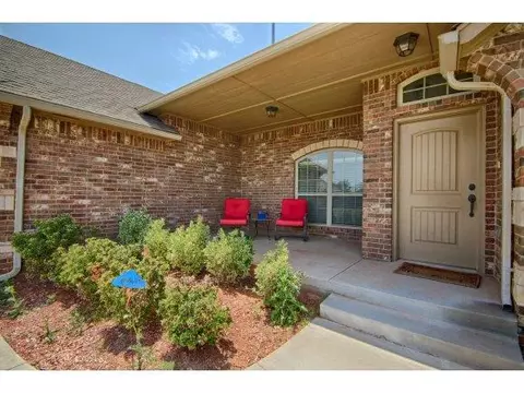 608 Summit Crst, Norman, OK 73071 photo 2