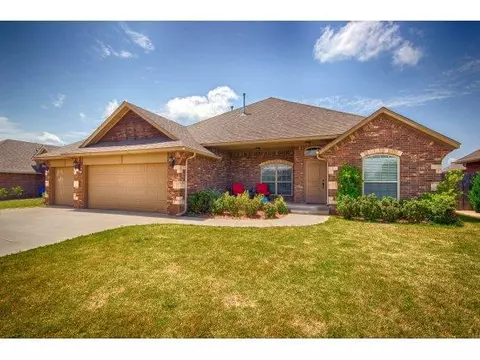 608 Summit Crst, Norman, OK 73071 photo 1