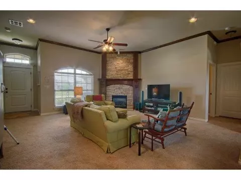 608 Summit Crst, Norman, OK 73071 photo 4