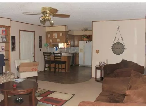 607 Sunset, Frederick, OK 73542 photo 3