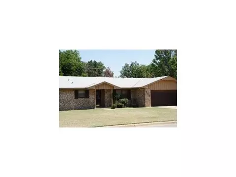 607 Sunset, Frederick, OK 73542 photo 1
