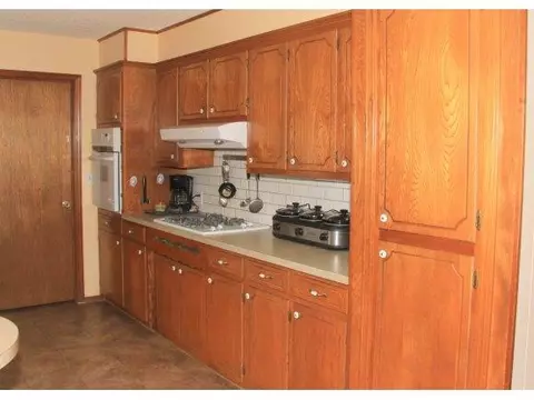 607 Sunset, Frederick, OK 73542 photo 7