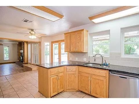 34 Horseshoe, Mcloud, OK 74851 photo 3