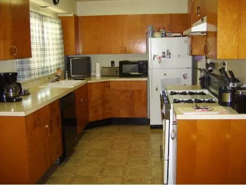 201 Suwannee Rd, Burns Flat, OK 73624 photo 5