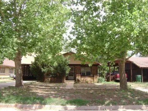 610 E Main, Tipton, OK 73570 photo 1