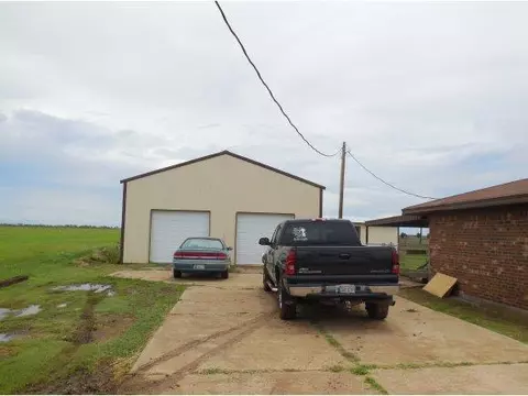 Undisclosed, Altus, OK 73560 photo 3
