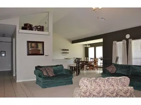 509 Quail Run N, Altus, OK 73521 photo 3
