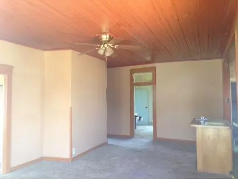121 E Third, Duke, OK 73532 photo 3