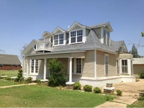 121 E Third, Duke, OK 73532 photo 1