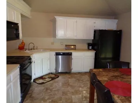 1704 Eagle Nest, Norman, OK 73071 photo 3