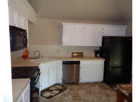 1704 Eagle Nest, Norman, OK 73071 photo 4
