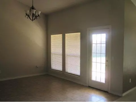 1816 White Tail Cir, Altus, OK 73521 photo 9