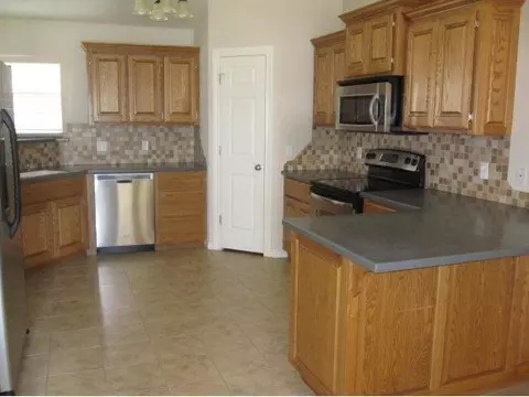 1816 White Tail Cir, Altus, OK 73521 photo 8