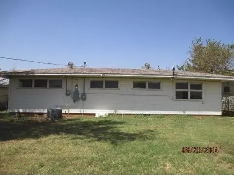 1308 N York St, Altus, OK 73521 photo 11