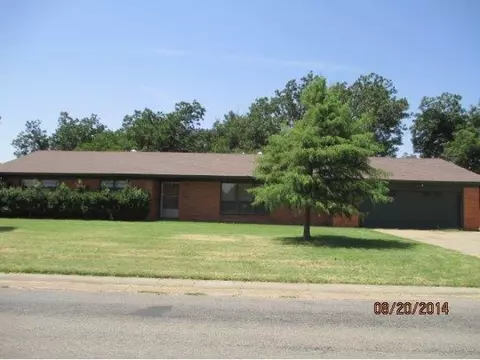 2020 Willard, Altus, OK 73521 photo 1