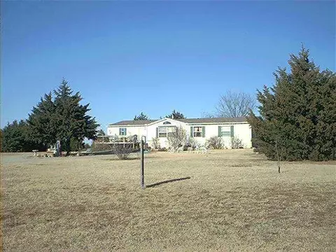 1700 E Charter Oak, Guthrie, OK 73044 photo 1